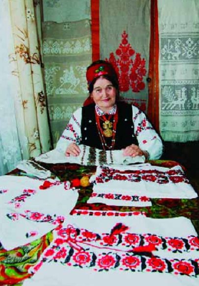 Вишиванки Катерини Каращук