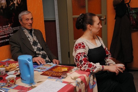 9 березня, Шевченко, арт-кафе "За двома зайцями"