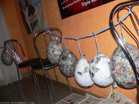 Великдень-2010: писанки пап'є-маше