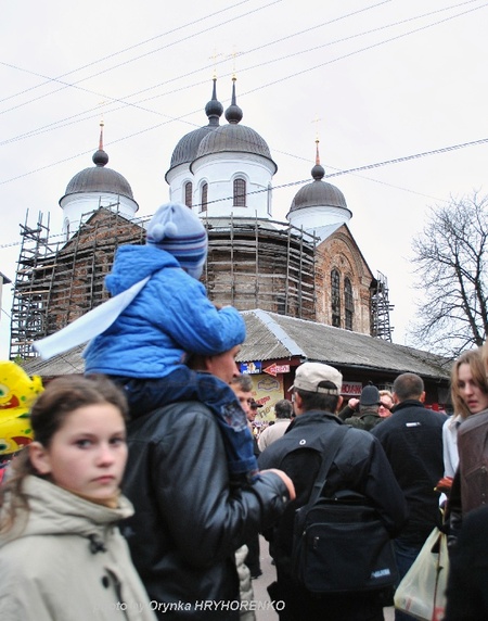 Ніжин. Покровський ярмарок. Вид на монастир