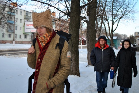 І прибув Богдан Логвиненко (менеджер гуртів "Мертвий півень", "DVA")