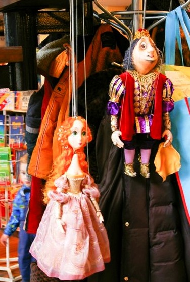 ДеСтиль у Сяйві: Актори "Принцеси на горошинці" Київського театру ляльок