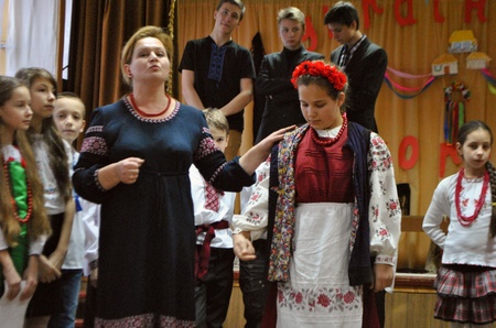 Українські Вечорниці