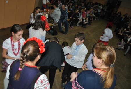 Українські Вечорниці