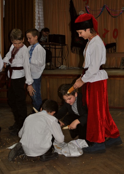 Українські Вечорниці