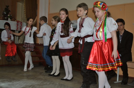 Українські Вечорниці